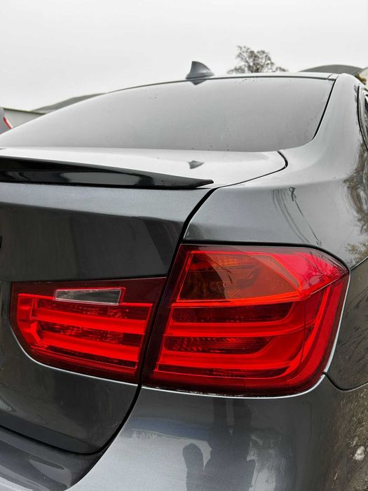 Dezmembrez BMW F30 335d 313cp xDrive Pachet M Pack OEM B39 - Seria 3