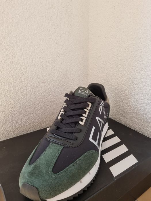 EA7 Emporio Armani
UNISEX - Sneakers low - black/cilantro/roasted cashew/fog/silver-coloured