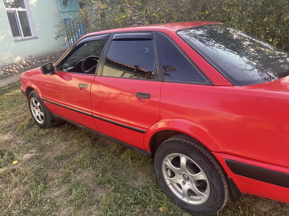 Продам. Срочно машину