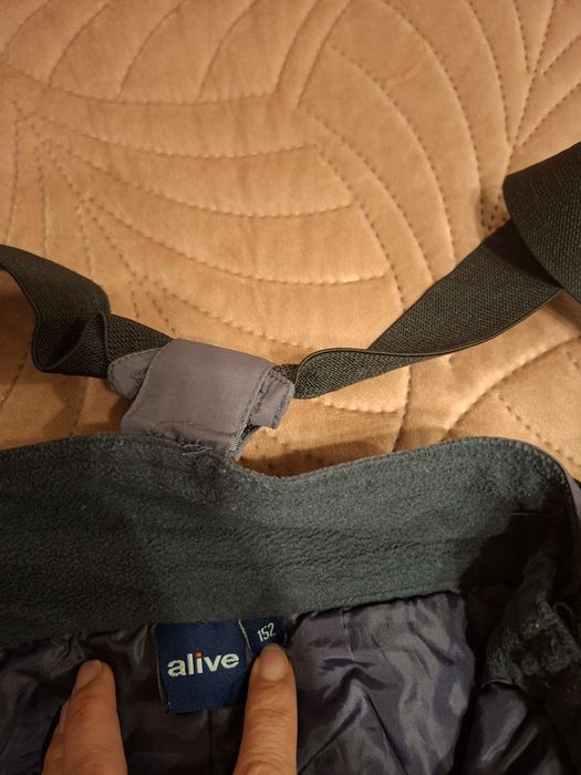 Vand pantaloni copii ptr ski, marimea 152