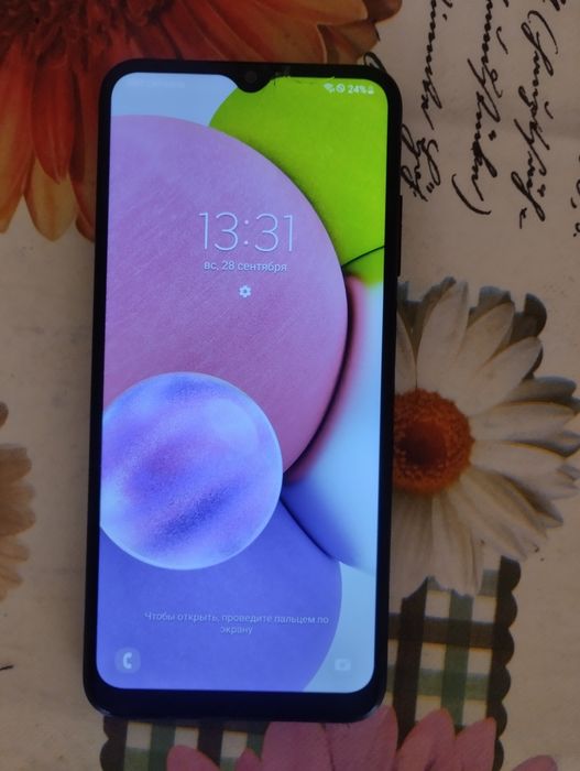 Samsung 03S ishlatilgan aybi ekrani dars ketgan