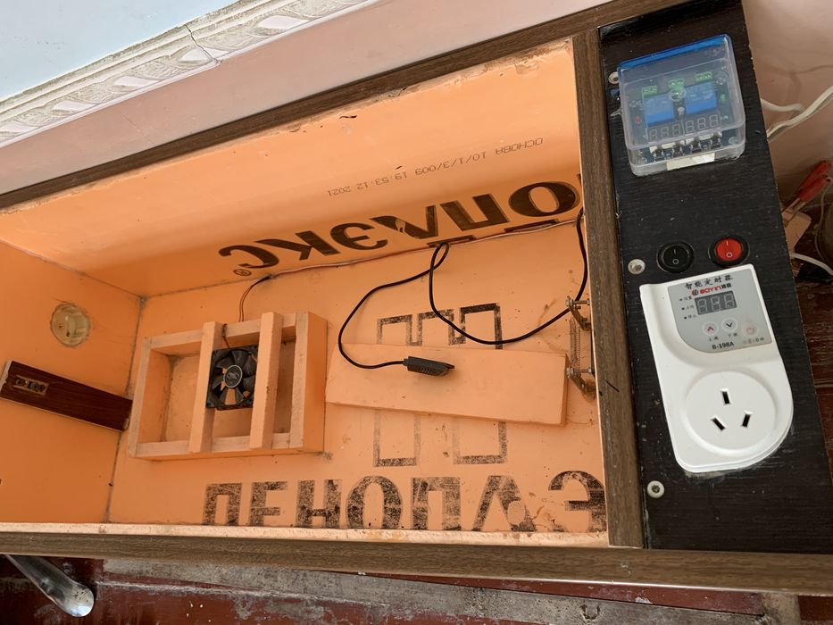 Inkubator sotiladi 150talik