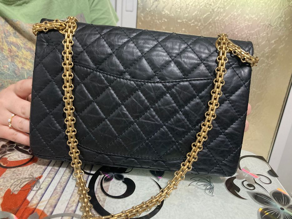 geanta chanel vintage 2009-2010
2.55 leather crossbody bag