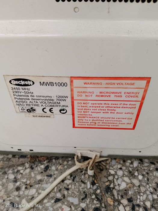 Микровълнова фурна