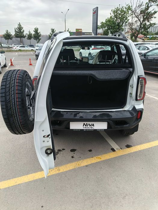 Lada Niva Travel 2025