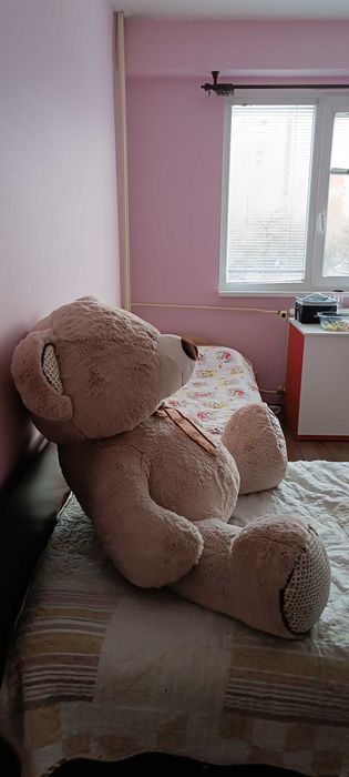 Плюшен огромен мечок, 130 см. височина