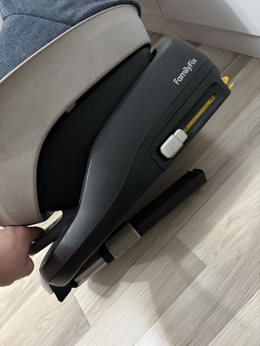 Scaun auto isofix maxi cosi