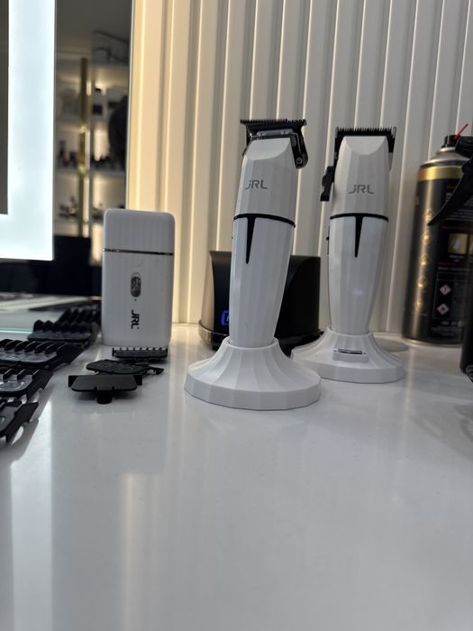 Set JRL  achizitionat de un an