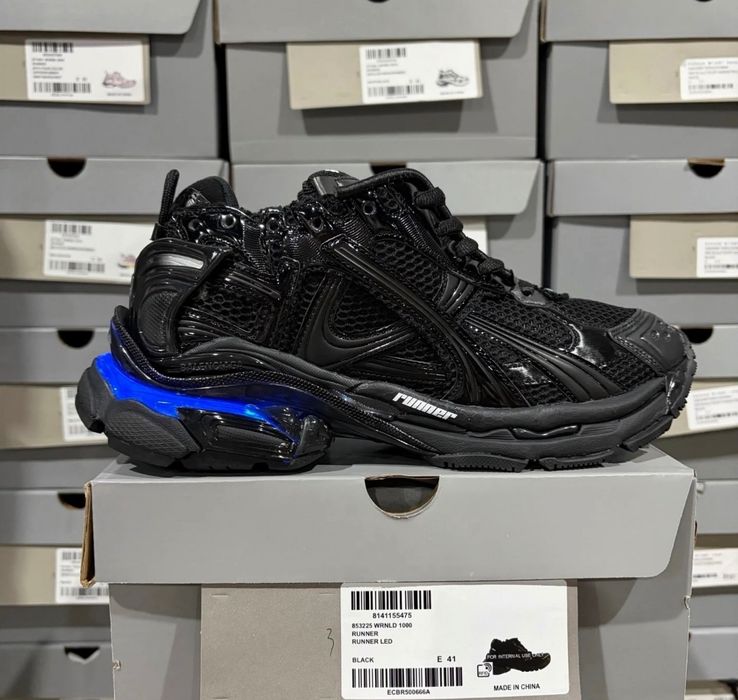 Balenciaga runner