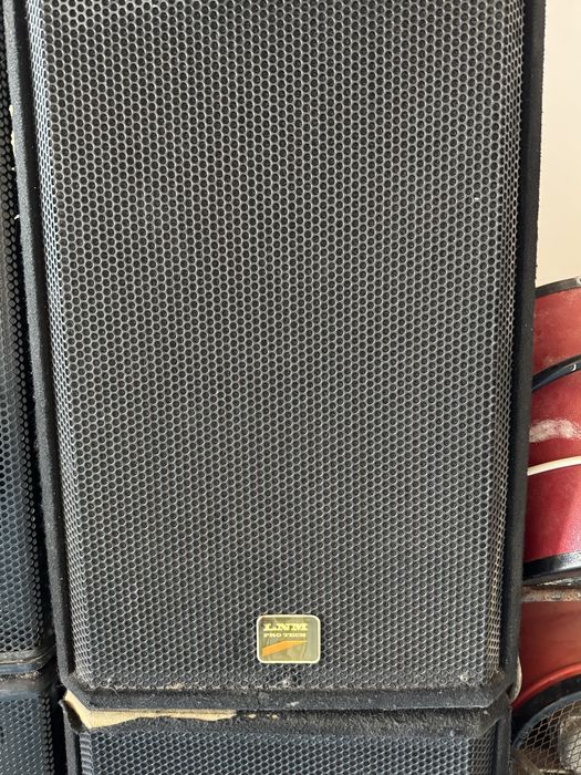 Музыкальная аппаратура и микшерный пульт