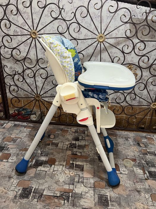 Стульчик для кормление Chicco