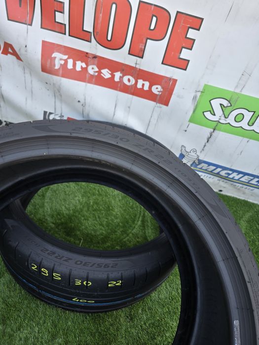 295 30 22 pirelli