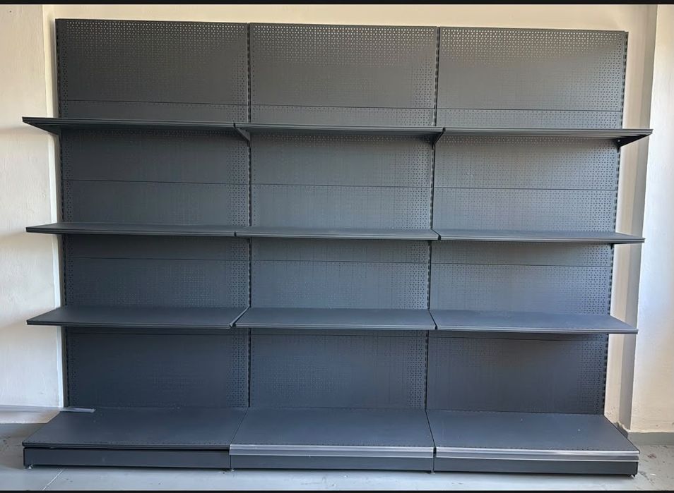 Raft metalic pentru depozitați marfă