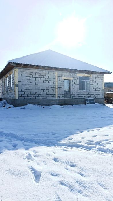 Продом недостроеный дом