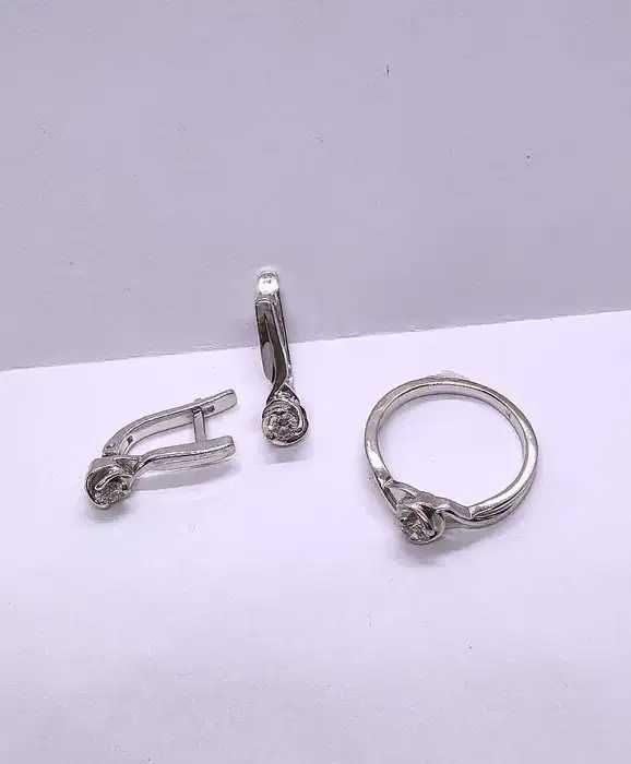 Серьги и кольцо белое золото