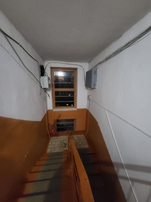 Продам трехкомнатную квартиру