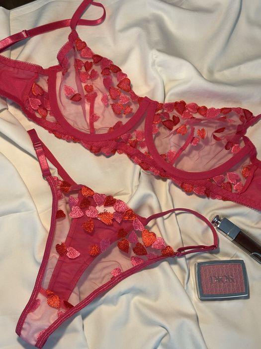 Нижнее белье комплект сердечки