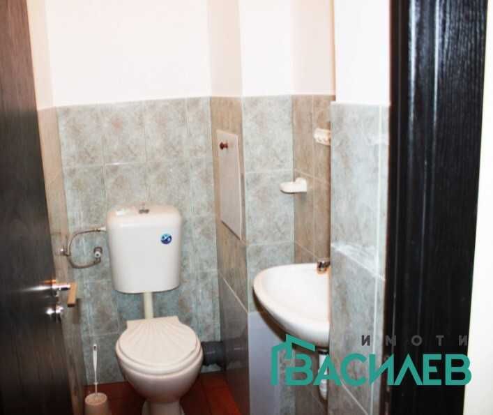 Дава се под наем Тристаен апартамент в София, Център - 82 кв.м за 613.02 € - Снимка #11