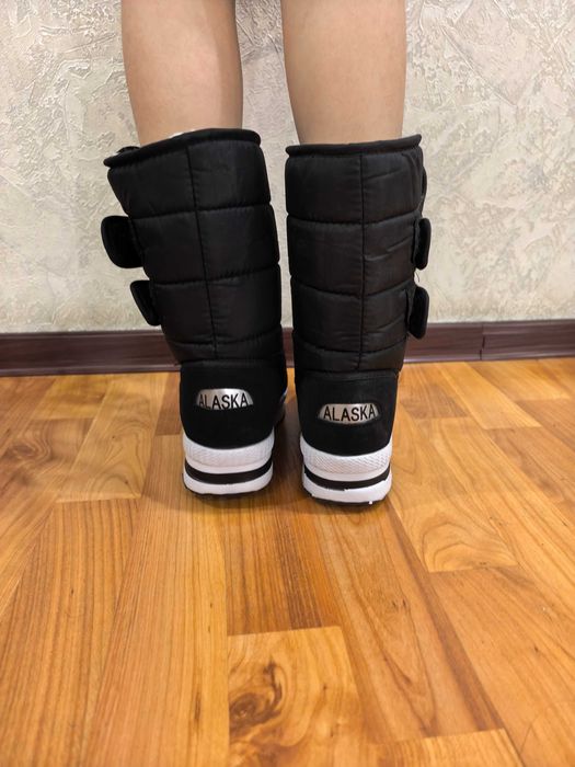 Продам обувь новую для детей