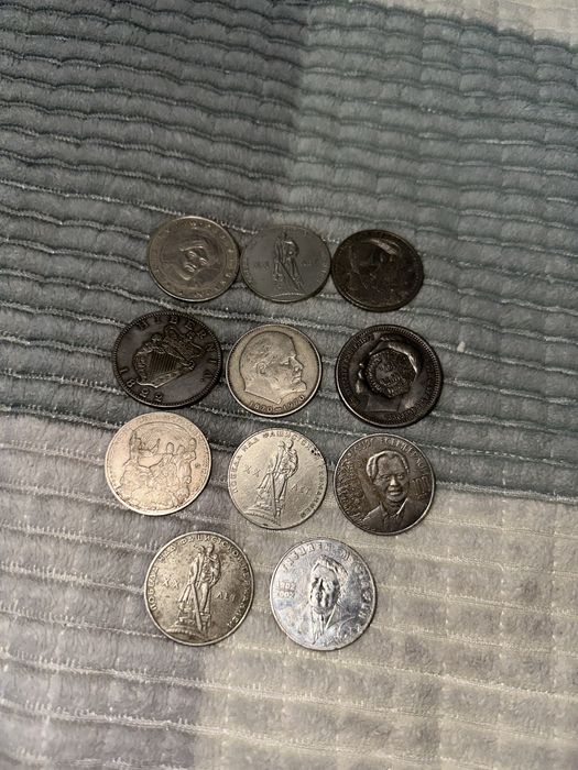 Продаються монеты