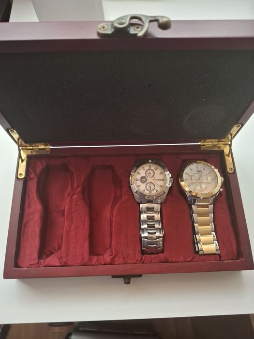 Cutie Ceasuri din lemn