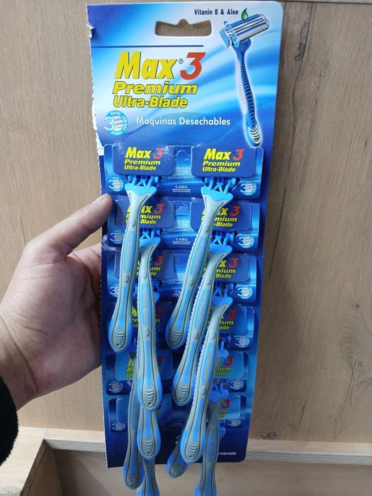 Бритва ( станок ) - по 150 тенге