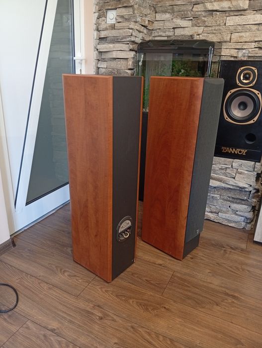 Тонколони FOCAL Chorus 714s