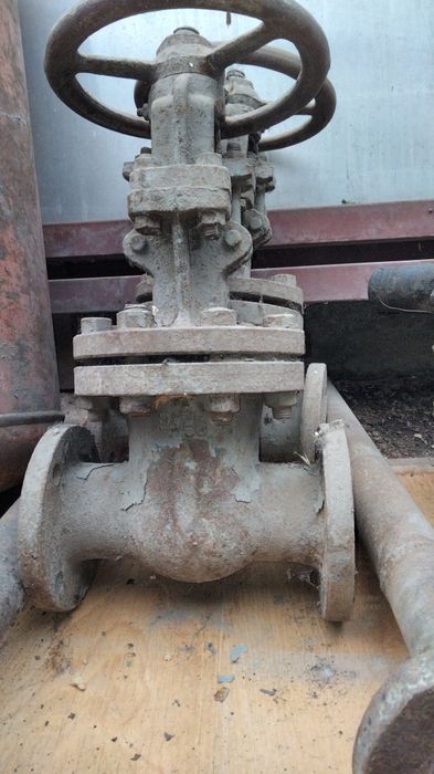 Продам хозяйственные вещи Б/У