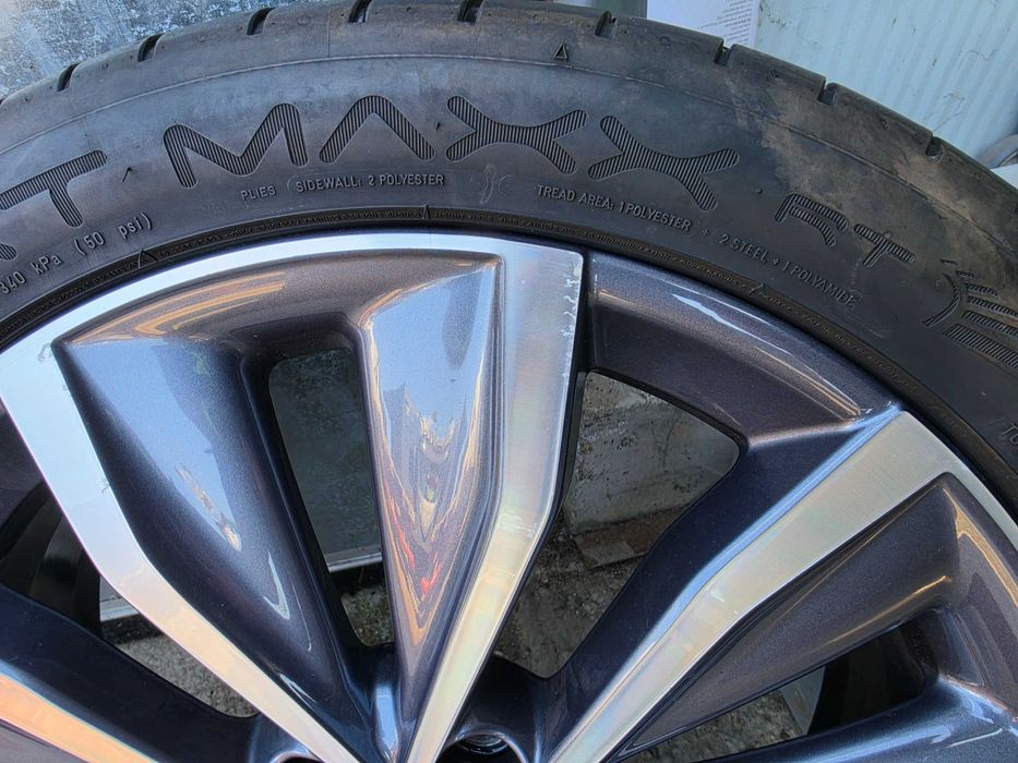 Jante originale Renault 19" (Kadjar Bose Edition)