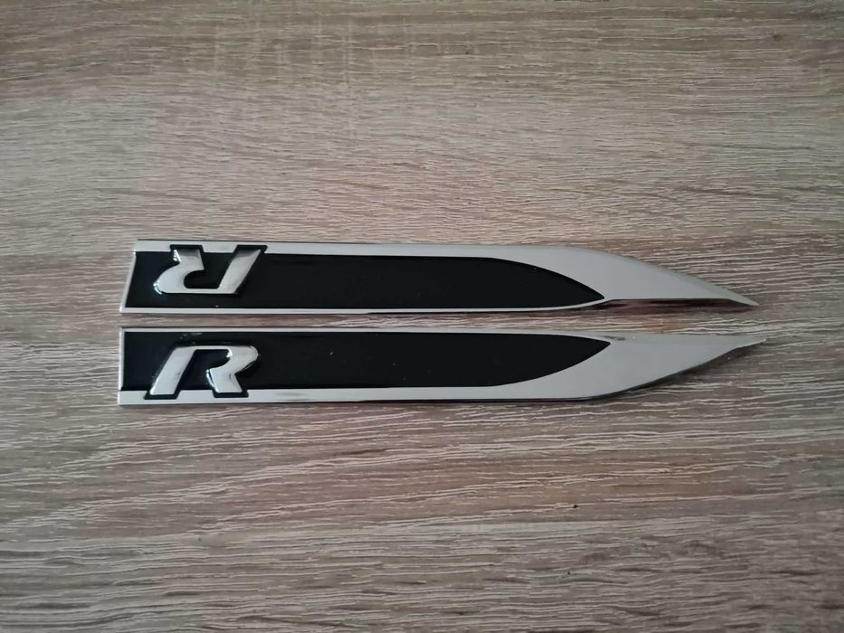 черна емблема за калник Volkswagen R