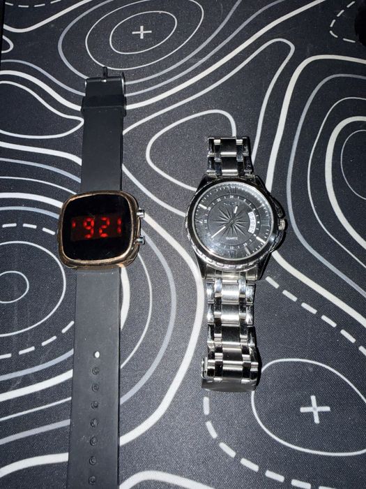 Продам часы