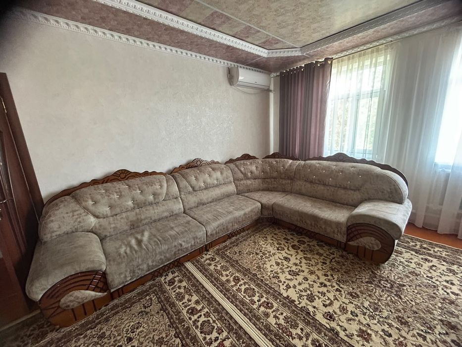 Диван для гостиной