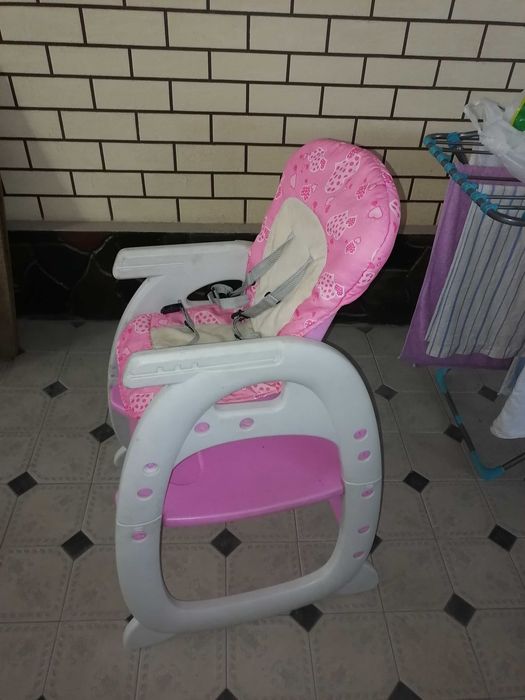 Стул для кормления