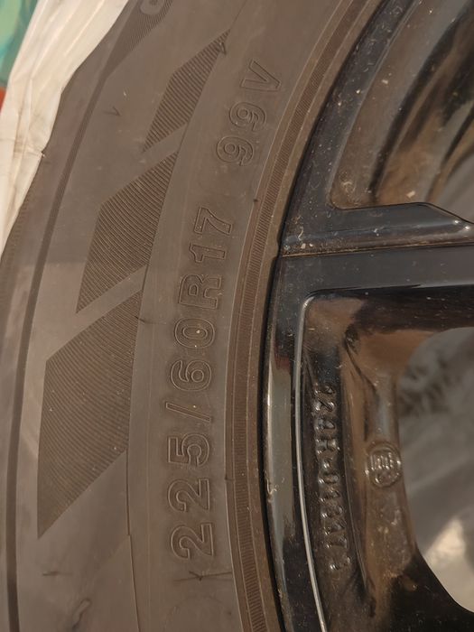 Jante MAK R17 5x114.3 ET 48.5 echipate cu  cauciucuri iarna