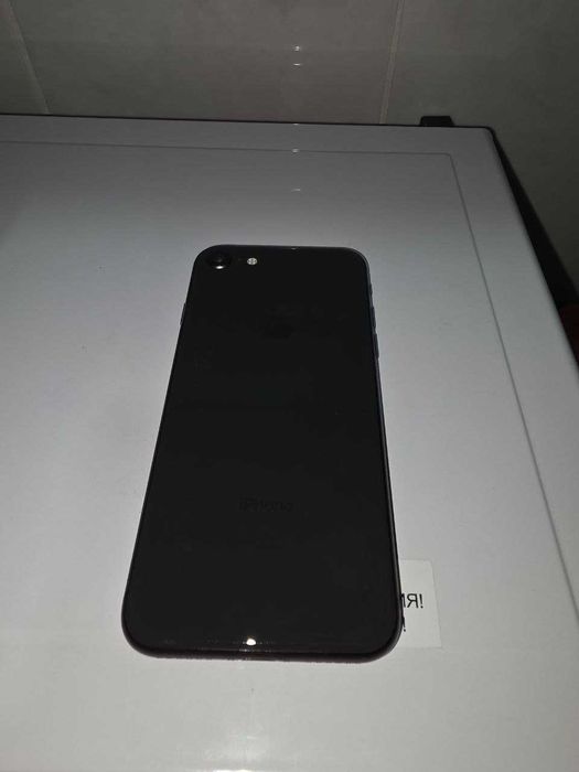 Iphone 8, японский, цвет серый космос, отличное состояние