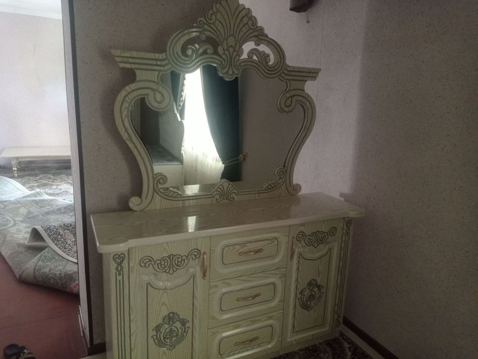 garnitur toshoyna sparni