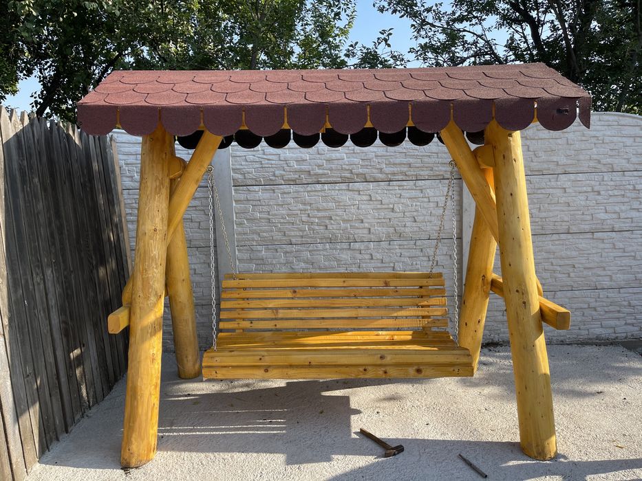 Balansoar cu doua leagane pentru copii