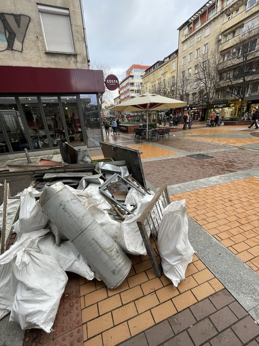 Кърти,чисти,извозва,събаряне,бани,отпадъци