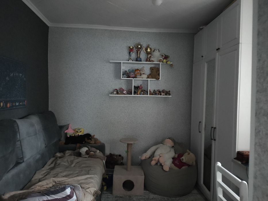 Продам 2комн.квартиру в сталинке за акиматом 2/2.