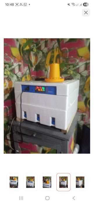 Продам инкубатор на 128 яиц.