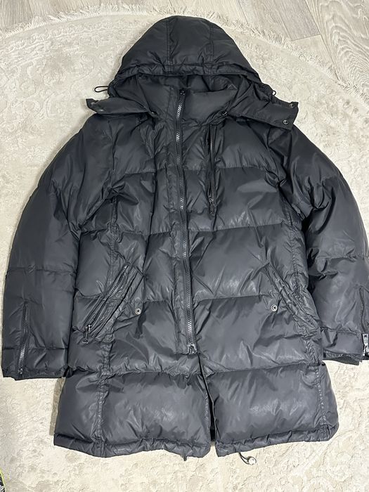 Продам пуховик в бывшем употреблении