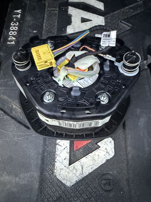 Volan w212/w204 cu padele si airbag