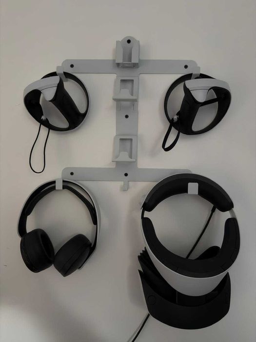 Vând Setup Complet Sim Racing, VR & Gaming 4K – PS5, Simulator Huzaro, TV SONY BRAVIA 3, Volan Logitech & PS VR2
