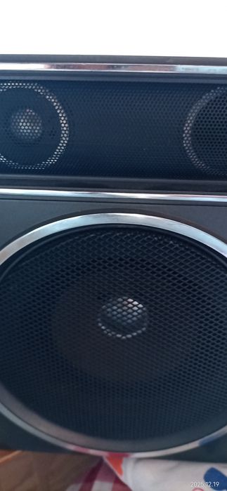 Страхотен касетофон саньо отделящи се колони