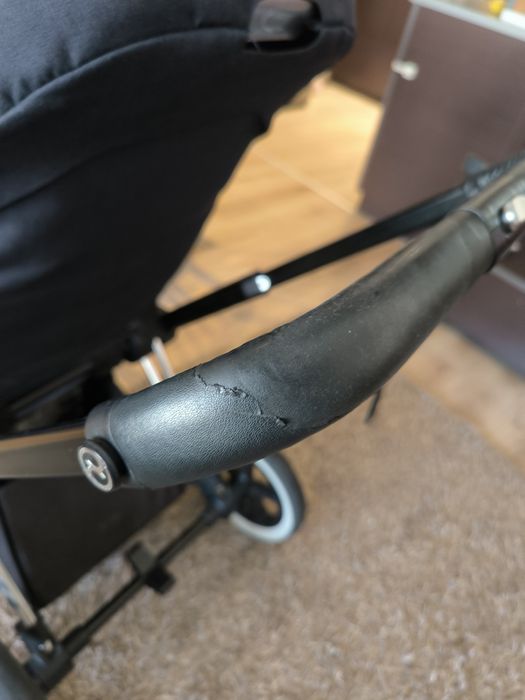 Cybex Priam пълен комплект шаси, зимен и летен кош + кош за автомобил