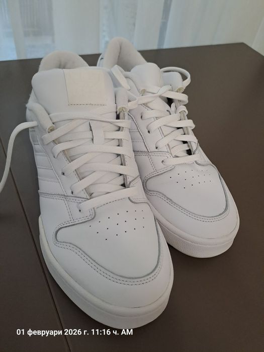 Маратонки Adidas