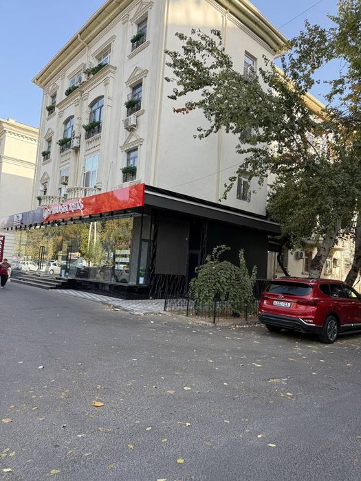 Продаётся под нежилой , ор. Нукус ул.Бывший гламур. Мирабадский