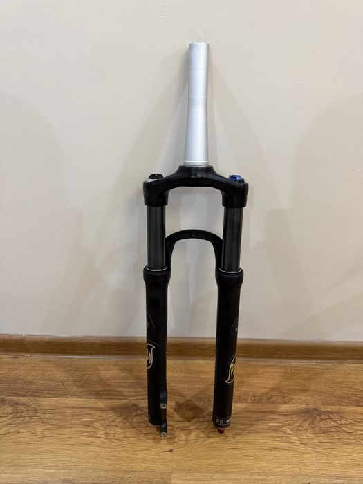 Вилка SR Suntour XCR AIR 29