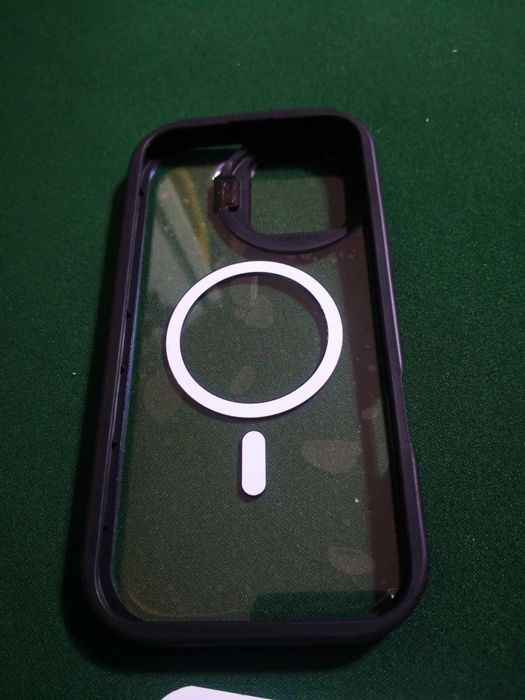 Кейс за IPhone 16 pro max