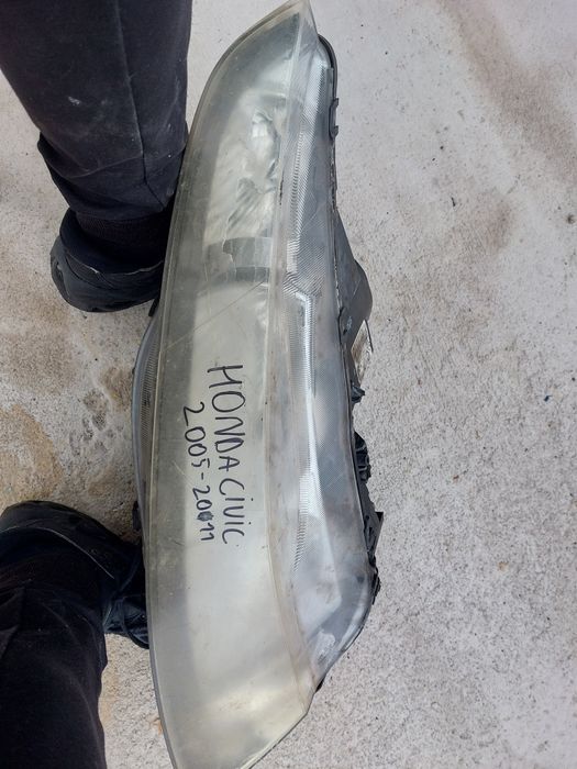 Фарове за Honda CIVIC 2005 - 2011